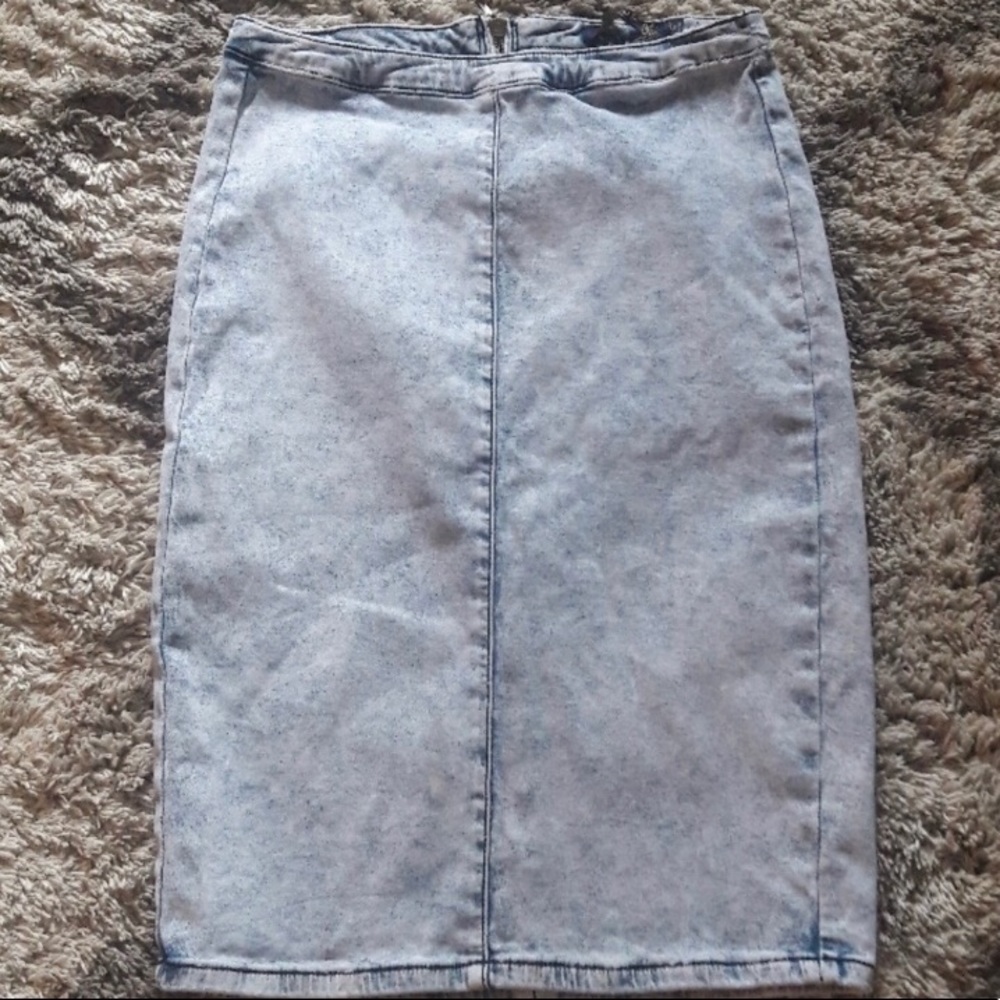 Iris Jeans acid wash stretch denim skirt
